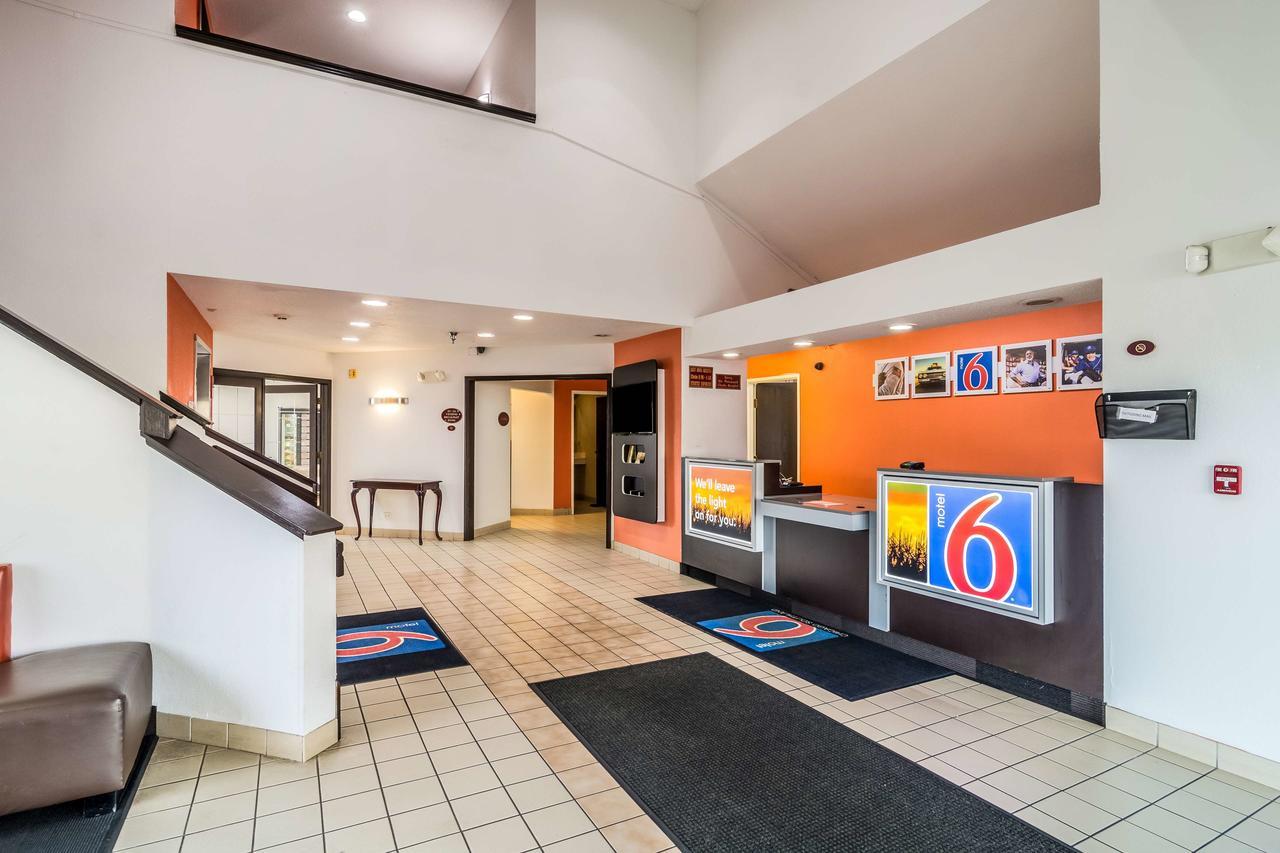 Motel 6-Harvey, Il Eksteriør bilde