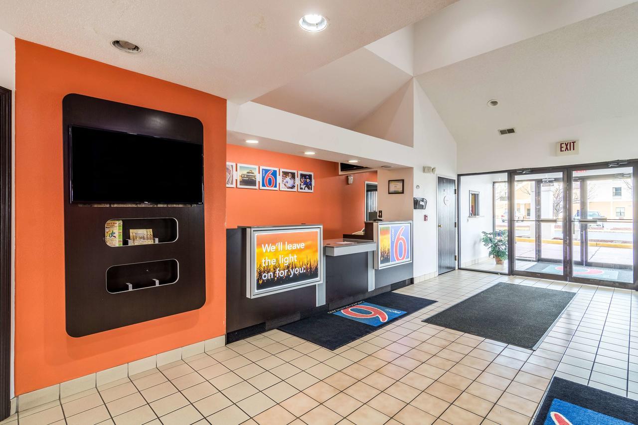 Motel 6-Harvey, Il Eksteriør bilde