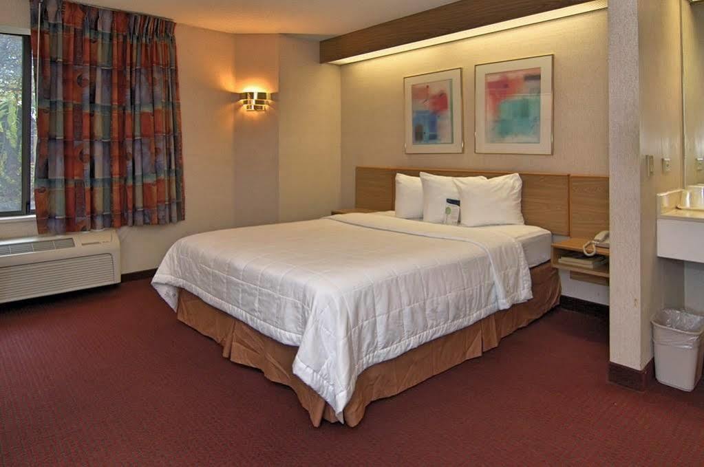 Motel 6-Harvey, Il Eksteriør bilde