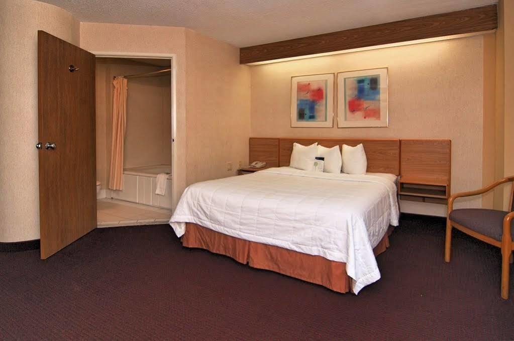 Motel 6-Harvey, Il Eksteriør bilde